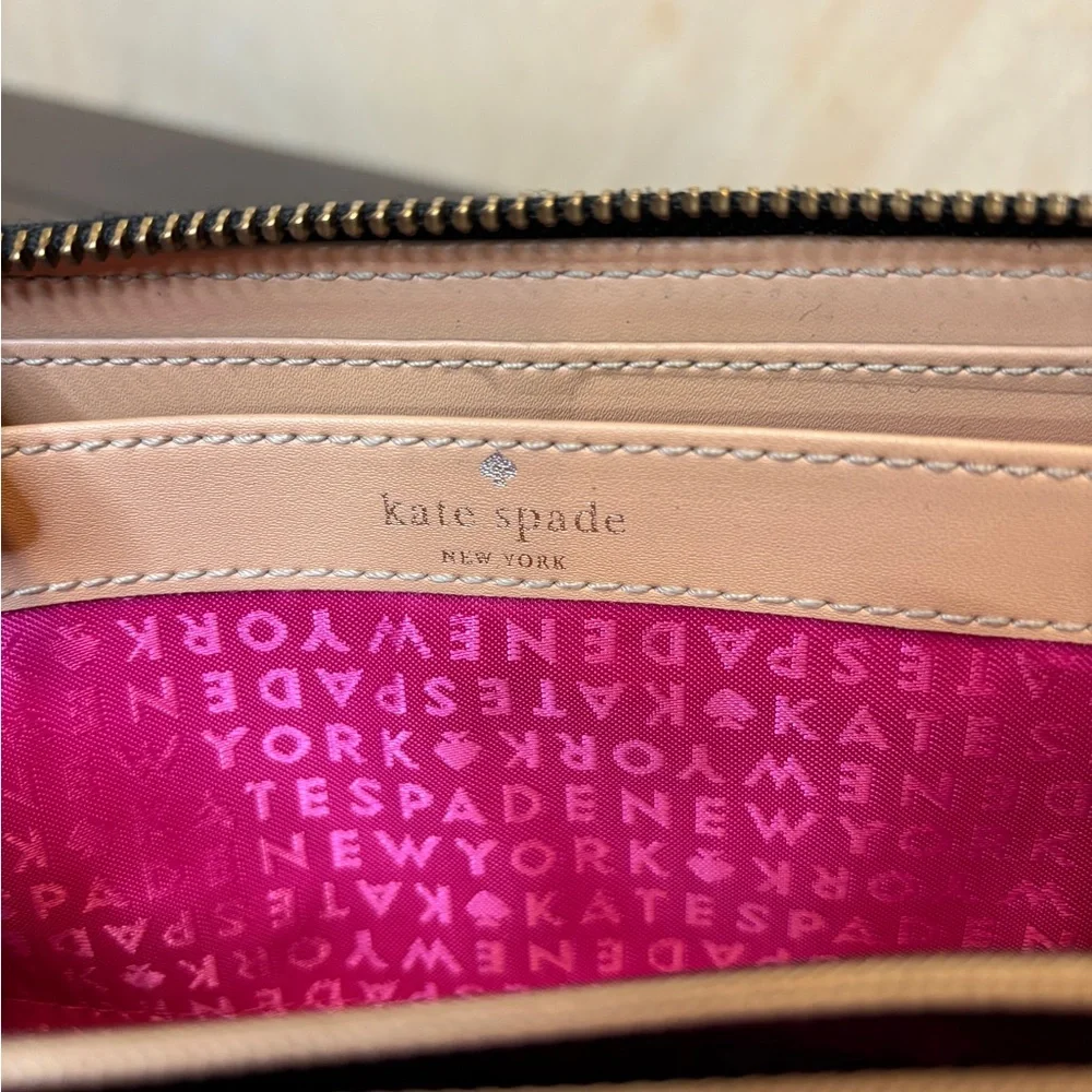 Kate Spade‎ New York Continental Wallet black with pink inside Good Condition